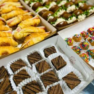 combo de bocaditos dulces y salados